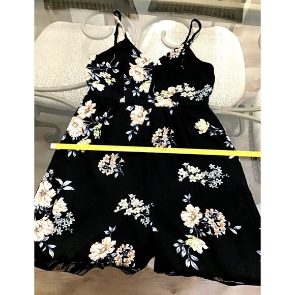 XHILARATION WOMENS BLACK FLORAL PULLOVER WIDE LEG STRAPPY JUMPSUIT SIZE MEDIUM - Picture 6 of 8
